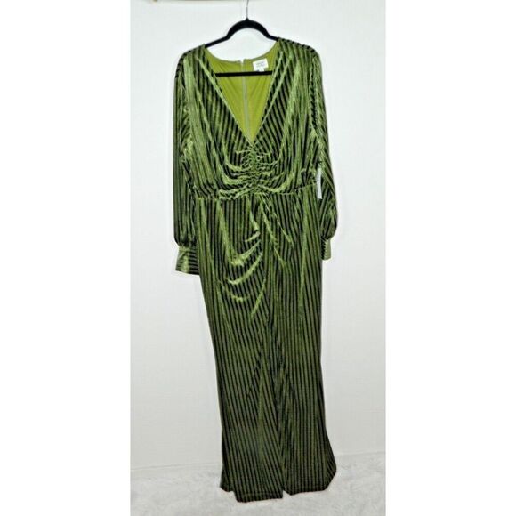 Unique Vintage Dress Plus Size 3XL/20 Moss Green Embossed Velvet Barrie Maxi - Picture 5 of 16
